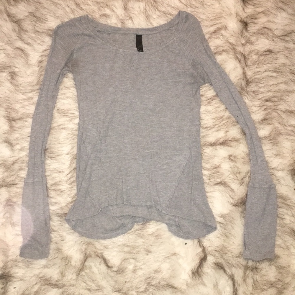 Long sleeve workout shirt